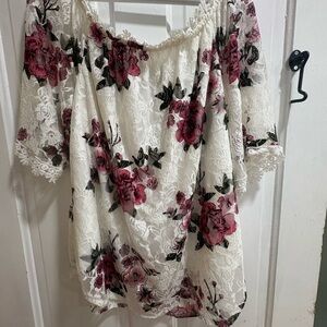 Miholl Floral Off-Shoulder relaxed flowing fit with Lace Blouse. Size Large